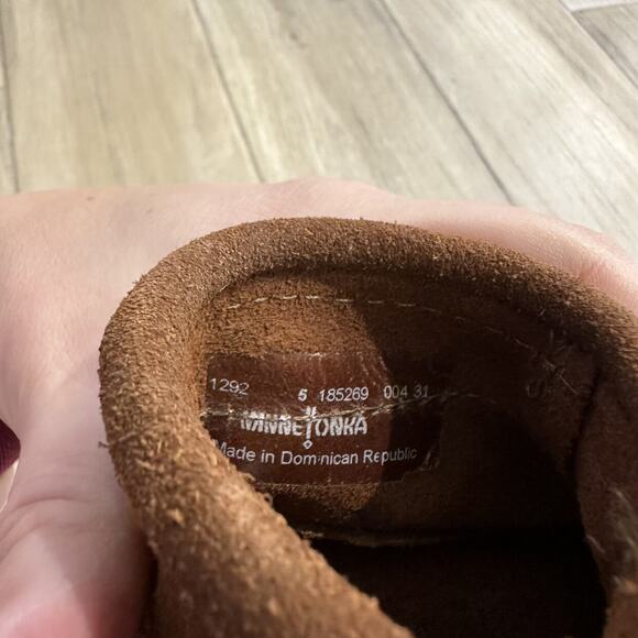 Minnetonka Brown Double Fringe Side Zip Boots - Picture 9 of 9